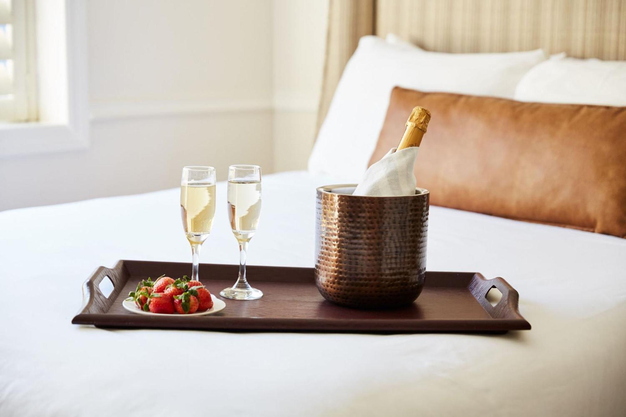 Coachman'S Inn, A Four Sisters Inn Carmel-by-the-Sea Ngoại thất bức ảnh